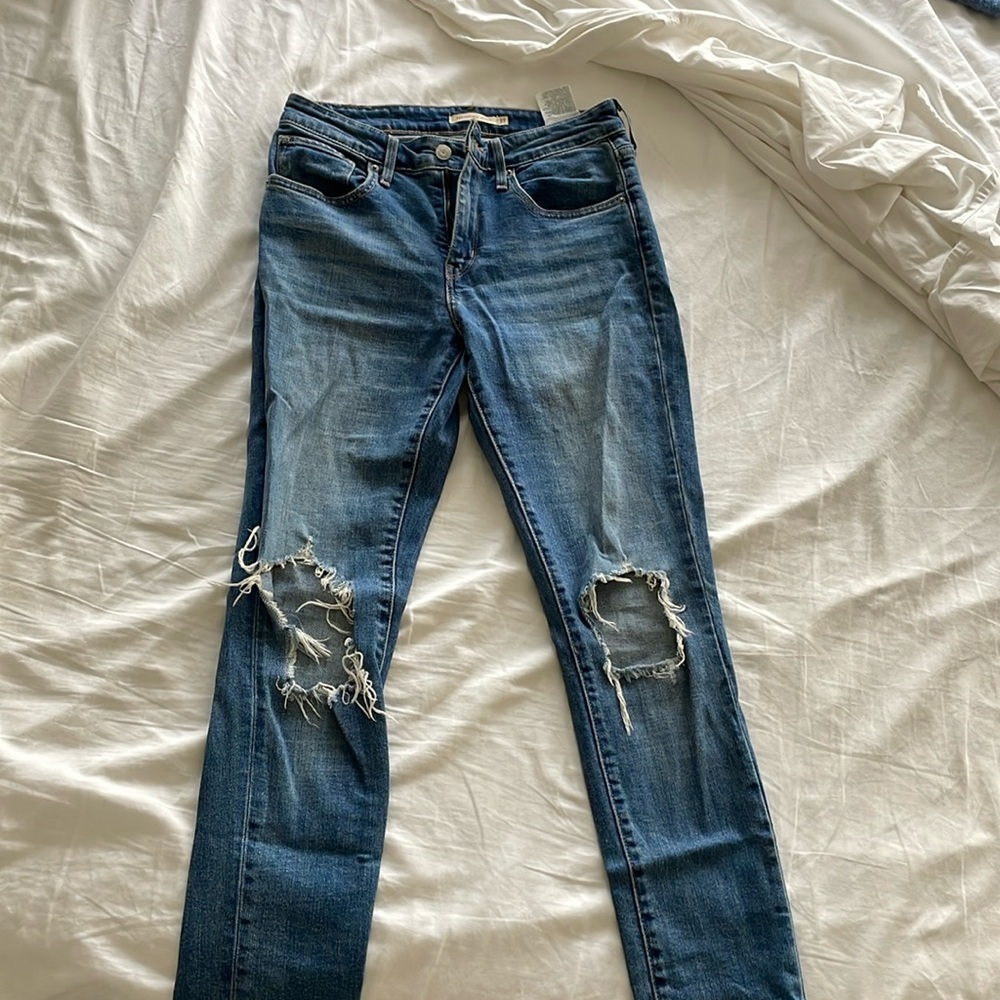 Levi’s 721 high rise skinny jeans